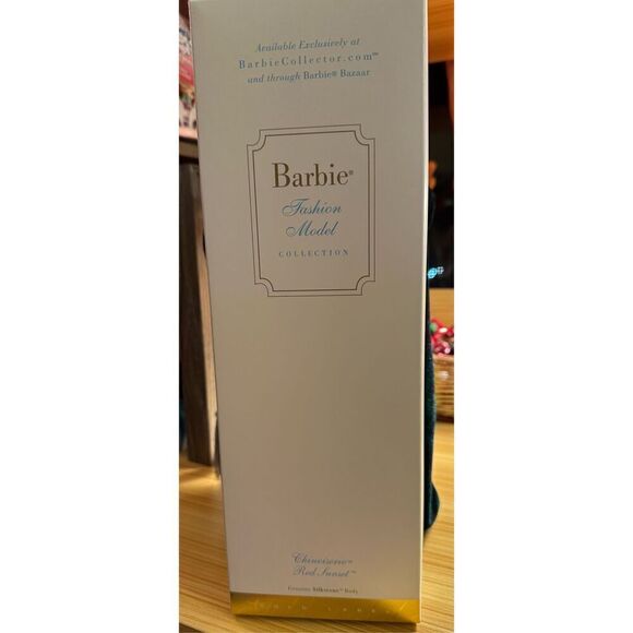 Barbie Fashion Model Collection 2004 Chinoiserie Red Sunset Barbie Doll - Gold L - Picture 3 of 12